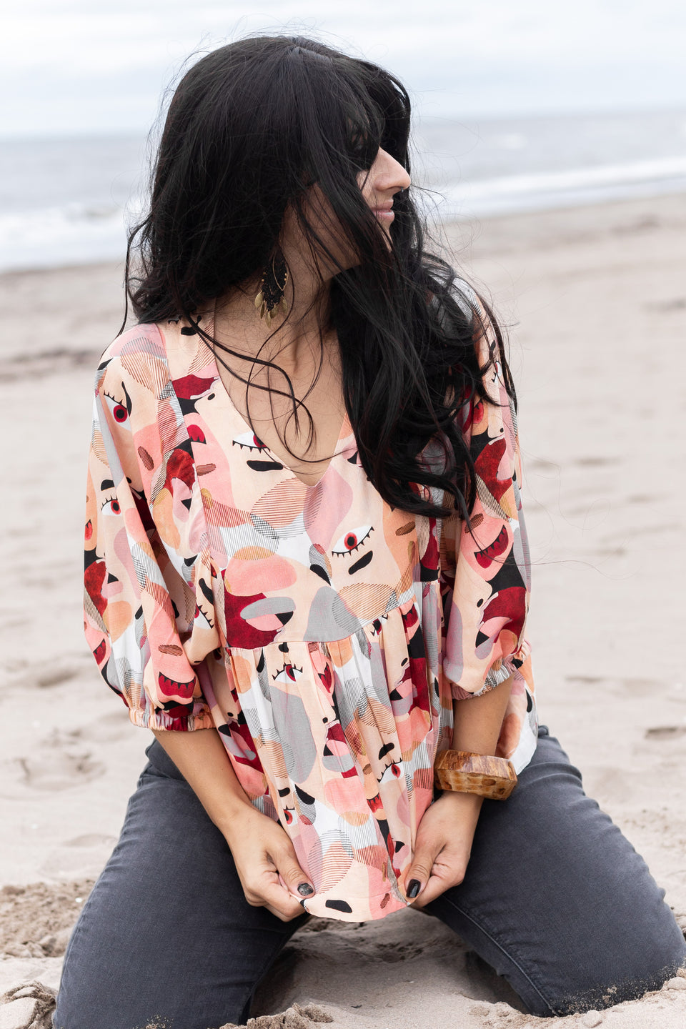 Flowy Modern Faces Gathered Sleeve Top