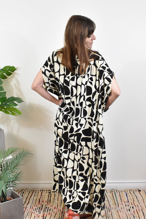 The Resort Caftan - Picasso Print-Black